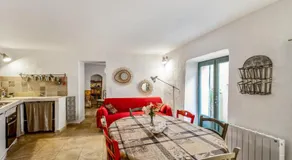Maison avec terrasse au cœur de la Provence - Image 3
