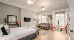 Destiny Scotland George IV Apartments - Image 2