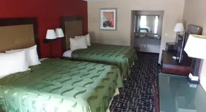 Cross Road Motel - Image 2