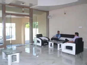 Hotel Sun Plaza - Image 4