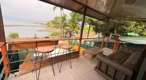 Habitación con vista al mar sobre una cafetería más desayuno - Image 3