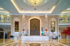 Vienna International Hotel (Li County Administrative Center New District) - Image 2