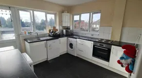 Move inn Estates - Multiple Rooms - Image 3