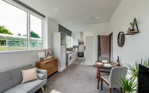 Stunning 2 Bedroom Flat in Chineham, Basingstoke - Image 2