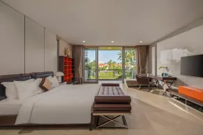 Beachfront Eden: 8BR  Luxury Events & Getaways - Image 2