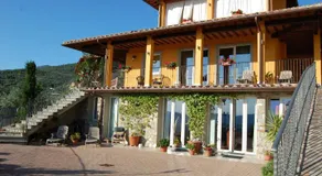 Villa \"lucrezia\" - hermosa villa rodeada de vegetación - Image 3