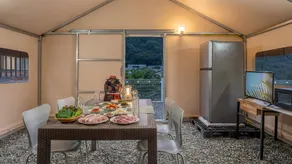 Gapyeong Ddobagi Pet & Spa Glamping - Image 2