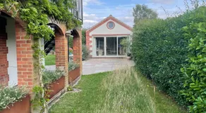Lavender Lodge - Image 3