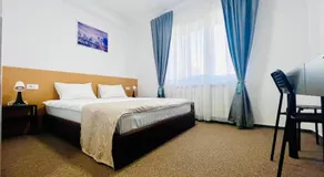Stef Rooms - Image 2