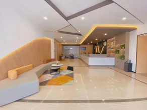 IU Hotel (Changzhi Tunliu People's Hospital) - Image 3