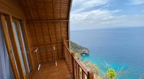 Suwehan Beach Cliff House - Image 4