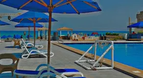شاليه فندقي بحمام سباحه خاص داخل فندق ايليت ريزيدنس اند اكوا بارك - Image 5