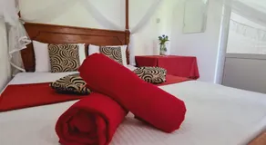 Peacock Villa Resort - Image 2
