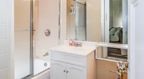 Furnished Apartment in Downtown - Image 4