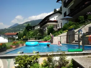 Frans Josef Apartments - Image 3