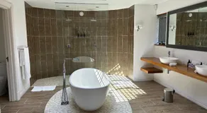 Topiary Wine Estate & Cottages - Image 2
