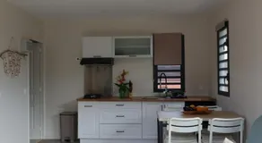 Aumihi Bungalow - Image 2