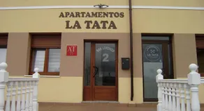 Apartamentos La Tata - Image 2