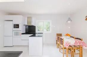 Chalet convivial et familial avec terrasse, jardin et barbecue - Image 4