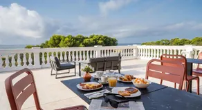 Santa Monica Resort - Image 4