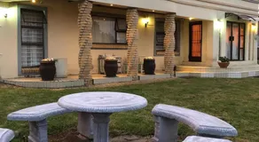 Reemaros Guest House - Image 2