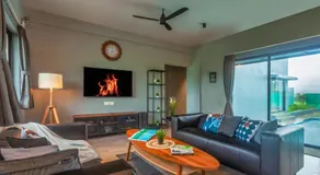 EKOSTAY - Neptune Villa - Image 2