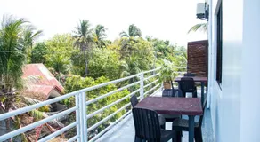 ARNOLD'S HOTEL - Image 3