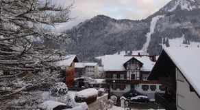 Hindelang Hideaway, Newly Renovated, Southern Balconies, Central Location - Image 3