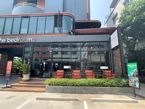 The Bedrooms Maeklong and Services Apartment - Image 2