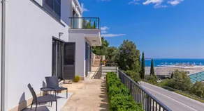 Apartmani D & J with Heated Pool & Stunning Sea View - Image 5