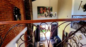 Villa Lakota By Natut Huasca - Image 5