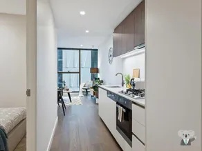 KOZYGURU MELBOURNE CITY PERFECT TRANQUIL SANCTUARY 1 BED APT VME023 - Image 2