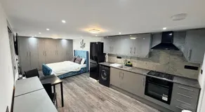Luxury Annexe In Northolt Couple Stay with Parking - Image 3