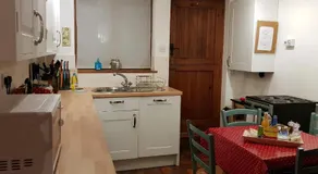Dove Cottage, Tideswell - Image 3