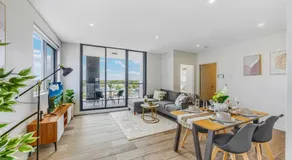 2 bedroom apartment in Campsie - Image 4