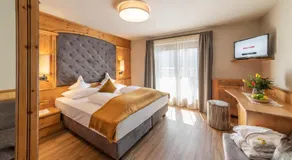 Hotel Hirzer ***S - Image 2