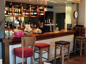 Richmond Park Hotel - Image 3