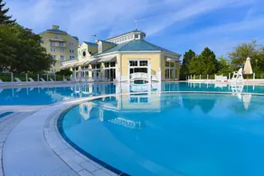 Hôtel Disney's Newport Bay Club - Image 4