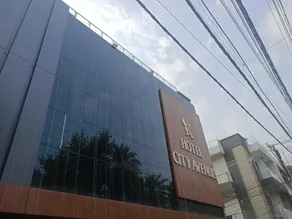 Townhouse Hotel City Avenue - Image 4