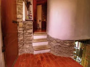 Farmhouse in Cortona - Image 2