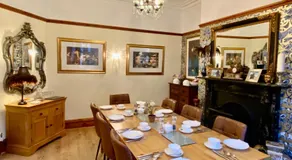 Elm Tree Lodge - Image 3