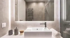 Fancy Apartment in the Heart of Athens - Image 5