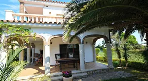 Ferienhaus in Strandnähe mit Pool, Garten, WLAN und Grill - Image 3