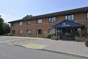 Travelodge Kettering - Image 4