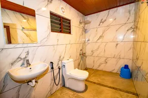 Lakeshore INN - Image 5