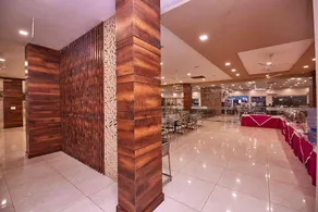 HOTEL HIGHWAY PRINCE - Image 2
