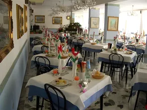 Hotel Sanremo - Image 5