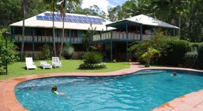 Riviera Bed & Breakfast - Image 2