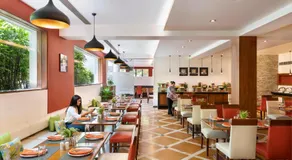 The Avenue Center Hotel - Image 3