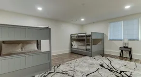 4 Bedroom West Hills Charmer with Pool and Jacuzzi - Image 2